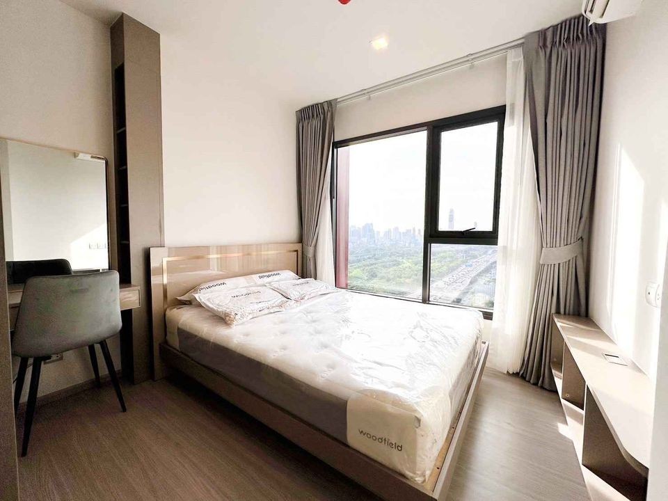 For rent, Life Asoke Hype, spacious room A lot of usable space, 24th floor, beautiful view, say do not miss this room.