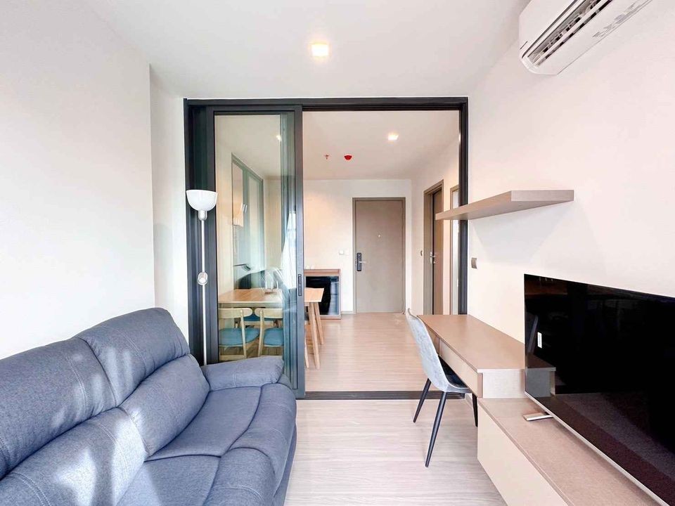 For rent, Life Asoke Hype, spacious room A lot of usable space, 24th floor, beautiful view, say do not miss this room.