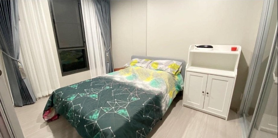 For rent, The Parkland Phetkasem 56, 1 bedroom, 1 bathroom, Building A, front building, balcony facing north, cool breeze