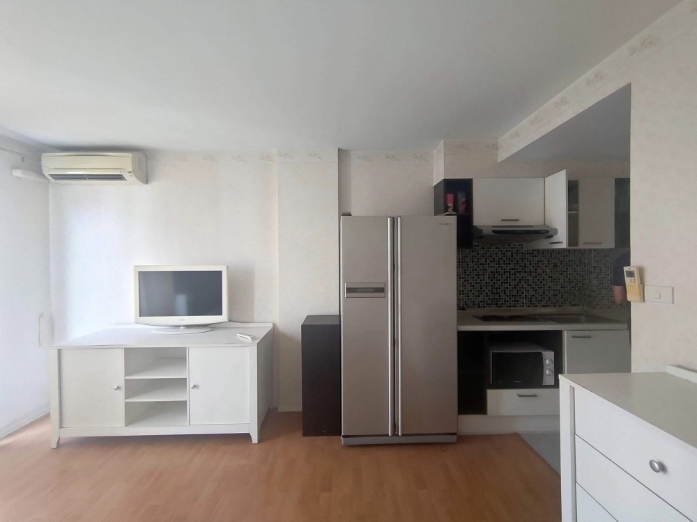 Condo for rent/sale, Park View Vibhavadi Rangsit, Building A4, 6th floor, very cheap price, fully furnished room, ready to move in.