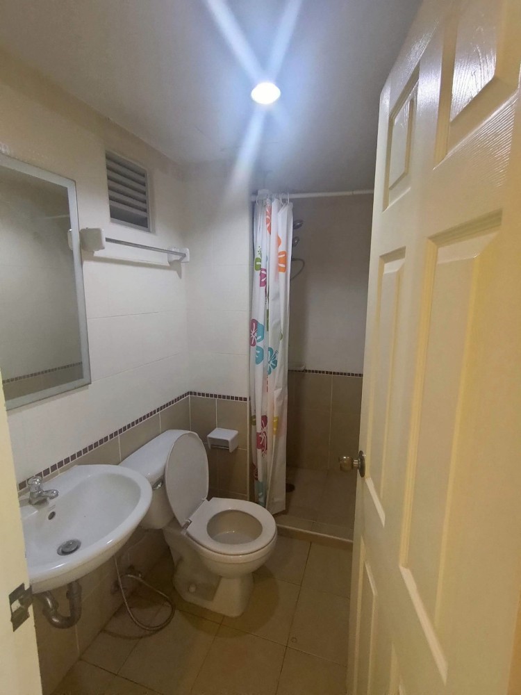 Condo for rent/sale, Park View Vibhavadi Rangsit, Building A4, 6th floor, very cheap price, fully furnished room, ready to move in.