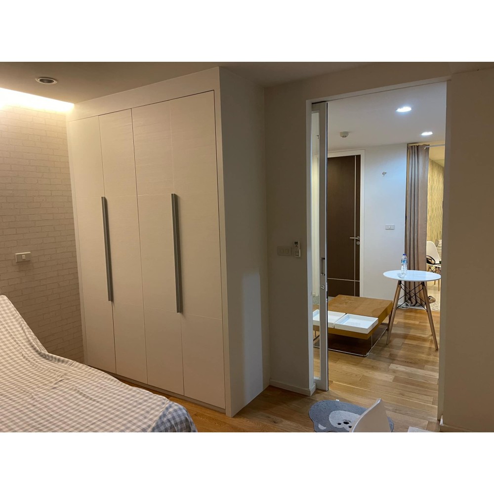 Condo for rent, 15 Sukhumvit Residences, fully furnished, ready to move in, complete central area, urgent!!