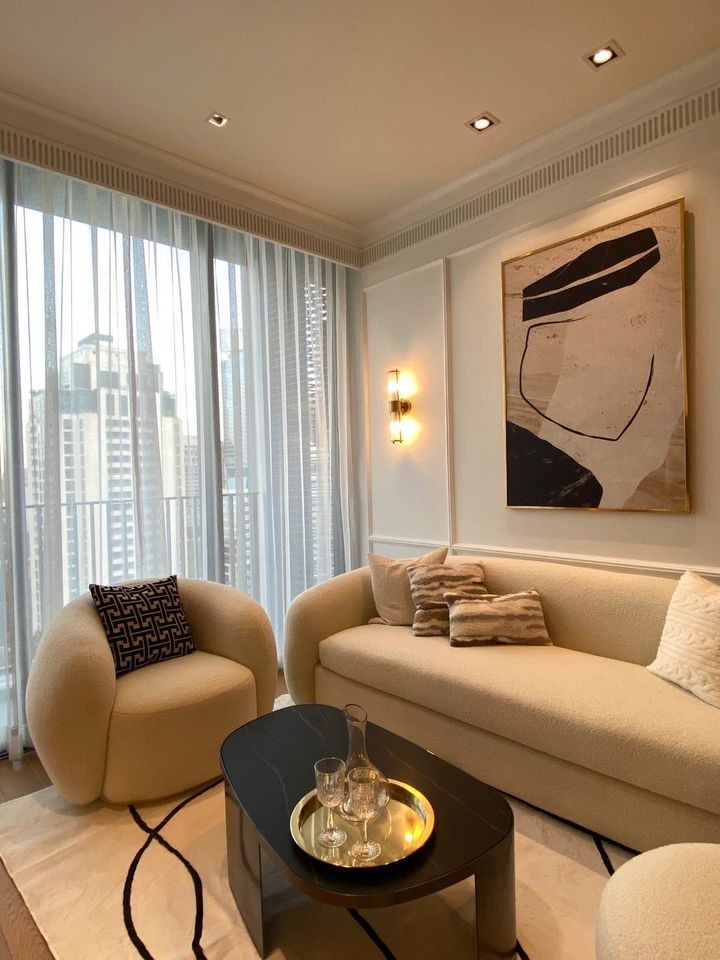 ให้เช่า คอนโด 28 ชิดลม 1นอน 1น้ำ วิวสวนสาธารณะ เฟอร์นิเจอร์ครบ เครื่องใช้ไฟฟ้าครบ