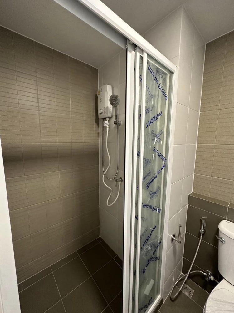 Condo for rent, Dcondo Hideaway-Rangsit, 8th floor, corner room, most beautiful room, not booking is very missed.