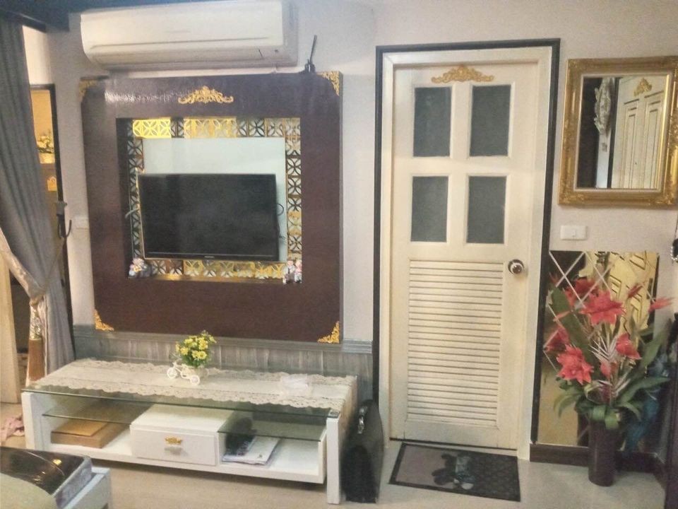 Condo for rent, One X Sathorn - Narathiwat, the partition room is very well proportioned. fully furnished If interested, hurry up to reserve now.