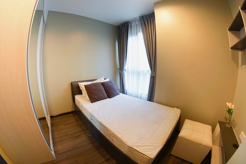Condo for rent, The Base Park West, 2 bedrooms, 2 bathrooms, the most spacious room. Ready to move in. Hurry up to reserve.