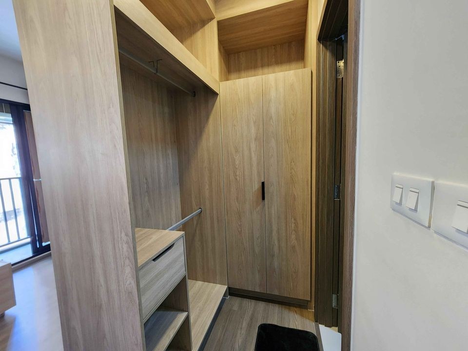 Condo for rent, The MUVE, Ram 22, Building B, 3rd floor, Studio room, decorated room, very nice. Hurry up to reserve before you miss it.