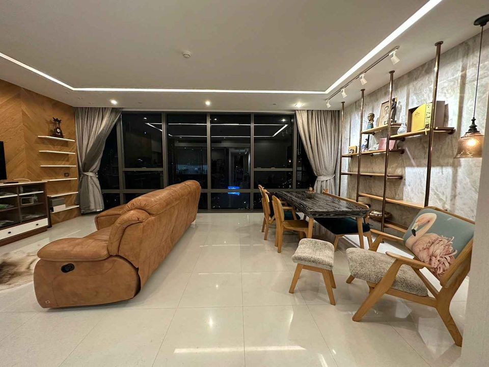 ให้เช่า คอนโด The bangkok sathorn ห้องขนาดกว้าง เหมาะสำหรับครอบครัว ตกแต่งสไตล์วินเทจ จองเลยจ้า