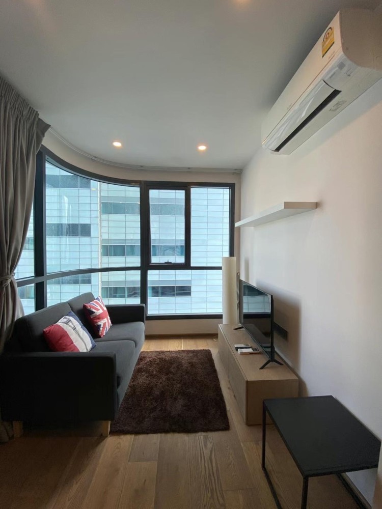 Condo for rent, Q Chidlom-Phetchaburi, beautiful room, ready to move in Fully furnished. Don't wait. Hurry up.