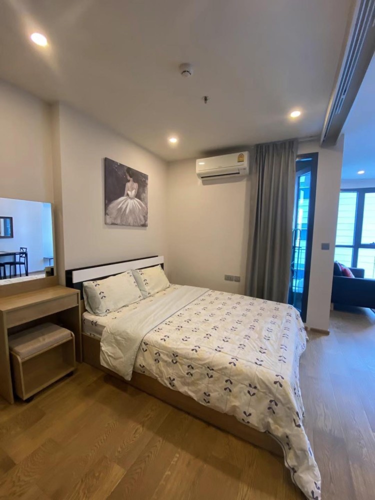 Condo for rent, Q Chidlom-Phetchaburi, beautiful room, ready to move in Fully furnished. Don't wait. Hurry up.