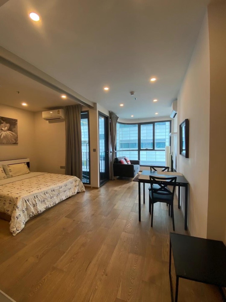 Condo for rent, Q Chidlom-Phetchaburi, beautiful room, ready to move in Fully furnished. Don't wait. Hurry up.