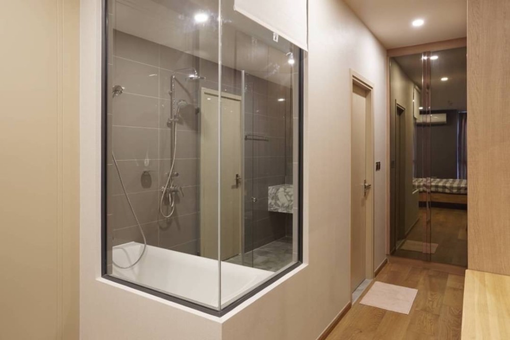 Condo for rent, Q Chidlom-Phetchaburi, complete with furniture and electrical appliances. ready to move in
