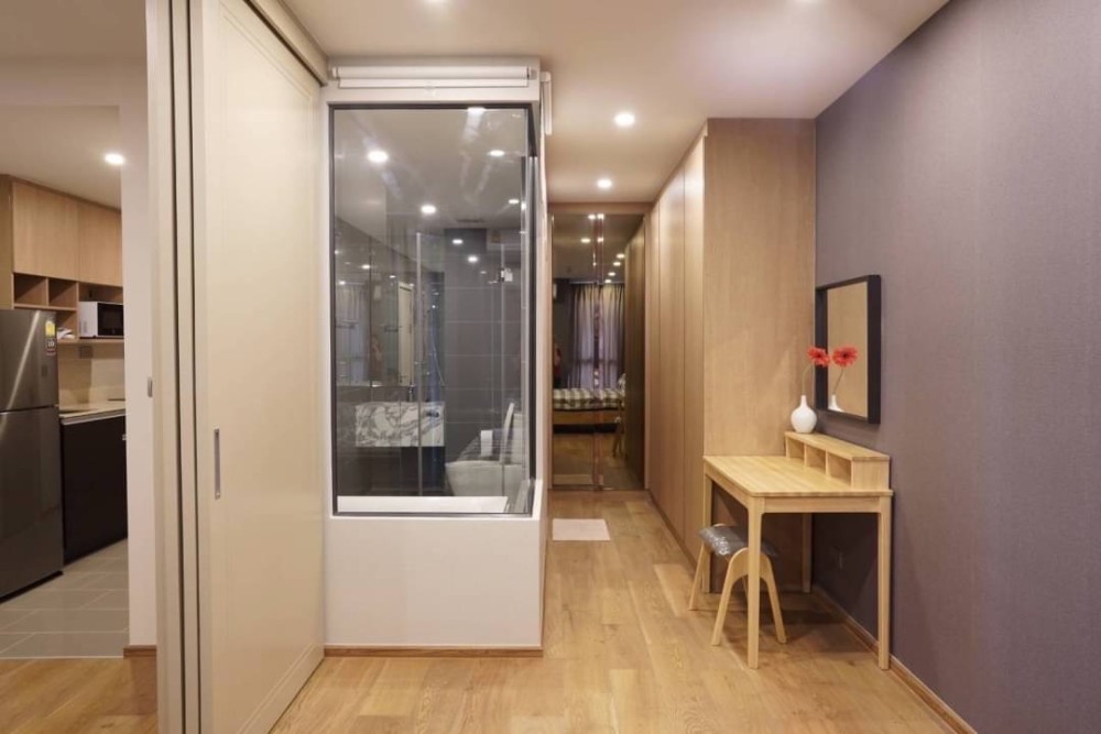Condo for rent, Q Chidlom-Phetchaburi, complete with furniture and electrical appliances. ready to move in
