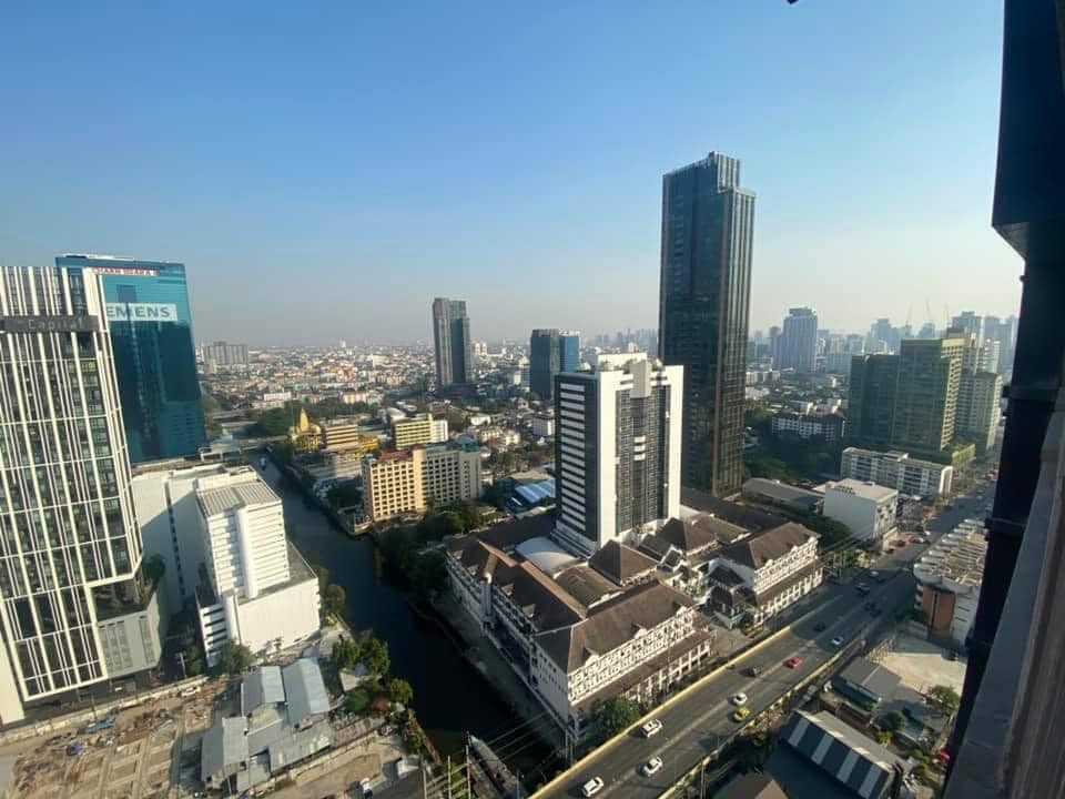 Condo for rent, True Thonglor, nice decorated room With a good built-in, complete the battle in one place, you must hurry and reserve.