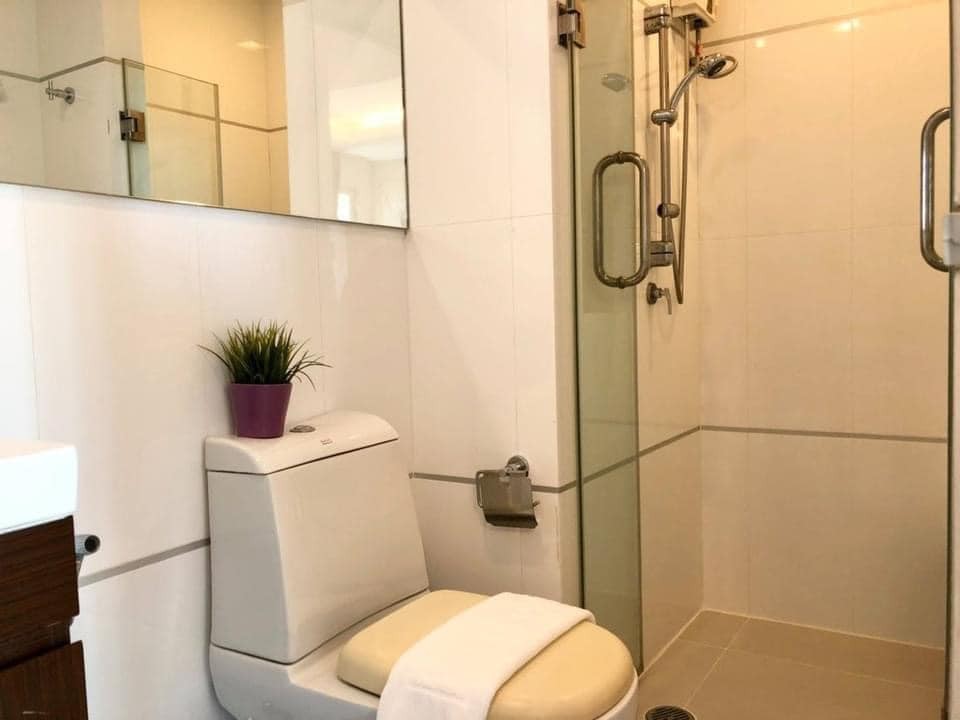 Condo for rent, True Thonglor, nice decorated room With a good built-in, complete the battle in one place, you must hurry and reserve.