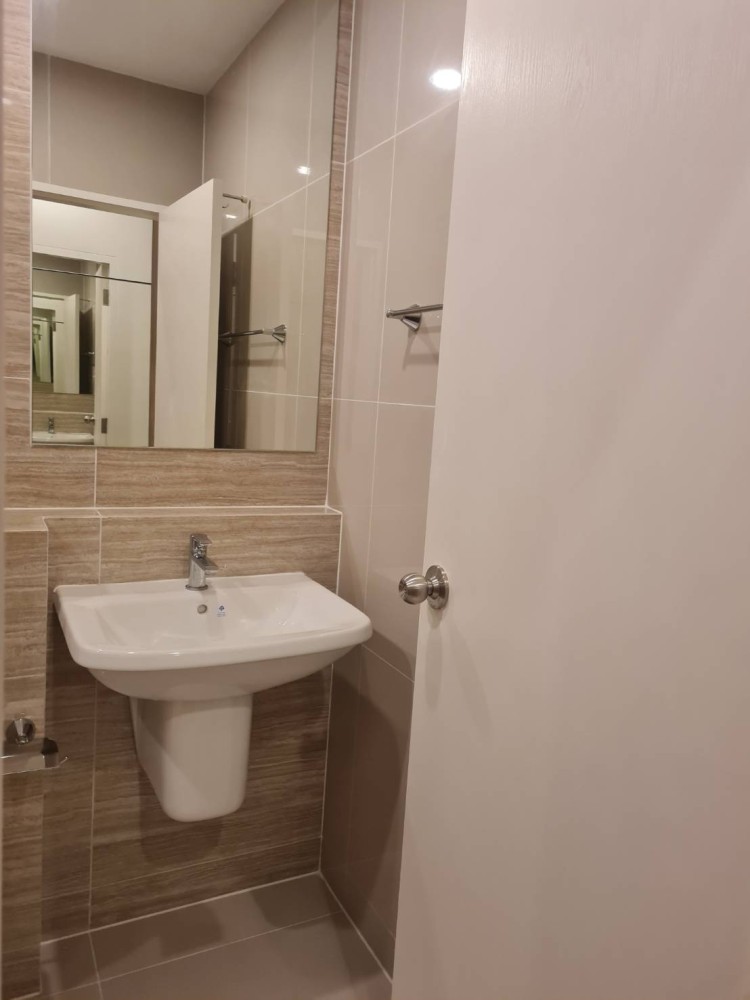 Condo for rent, Niche Mono, Charoennakorn, east, the most beautiful view of the Chao Phraya River curve. have privacy