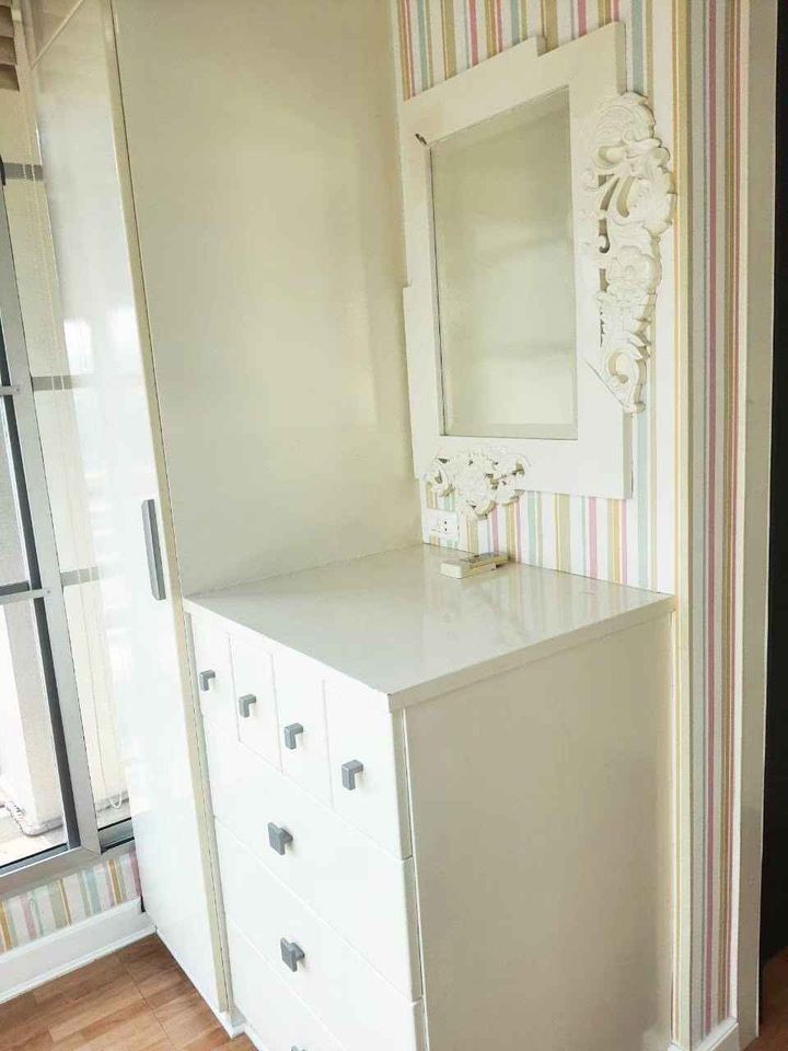 Condo for rent, Baan Klang Krung, Siam-Pathumwan, fully built-in Big leather sofa Good like this, book now.