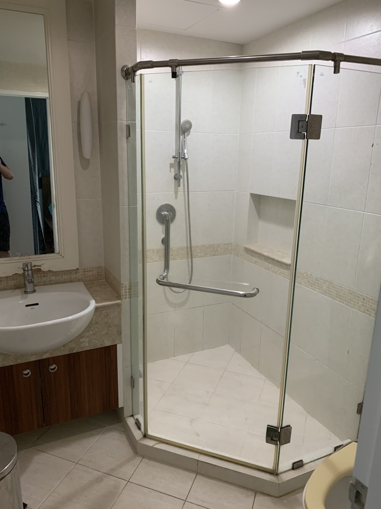 Condo for rent, Baan Siri Silom, fully furnished, ready to move in. You can't miss it!!