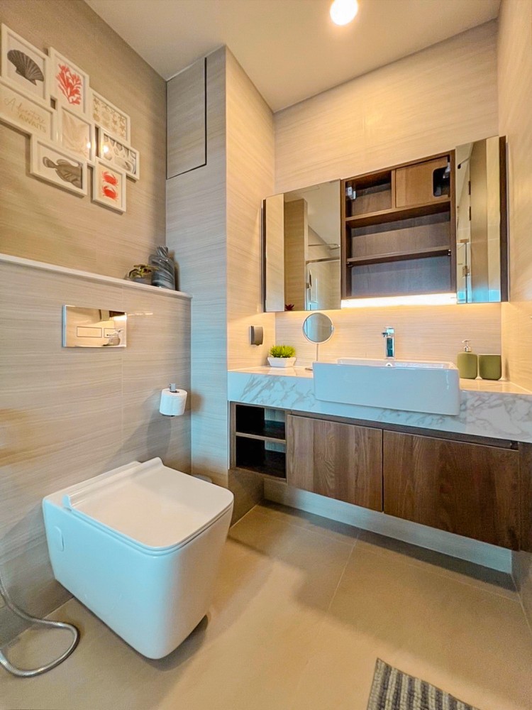 Condo for rent sell, Park Origin Thonglor, the room is very beautiful, not hot, nothing obscures, don't wait !!