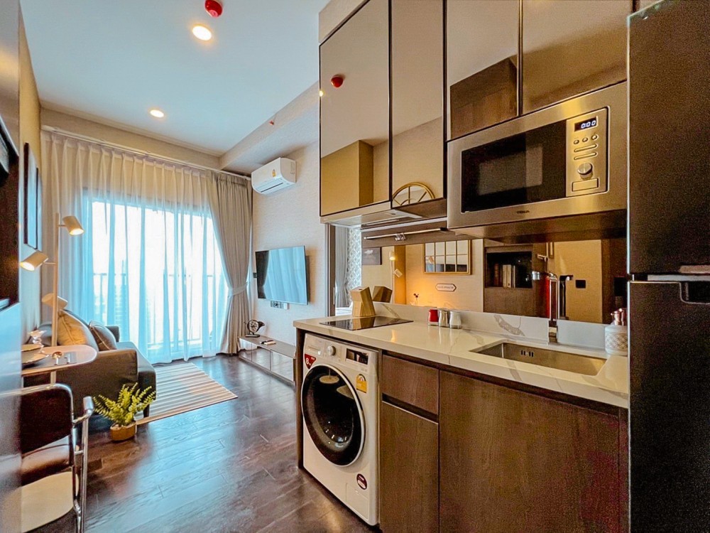 Condo for rent sell, Park Origin Thonglor, the room is very beautiful, not hot, nothing obscures, don't wait !!