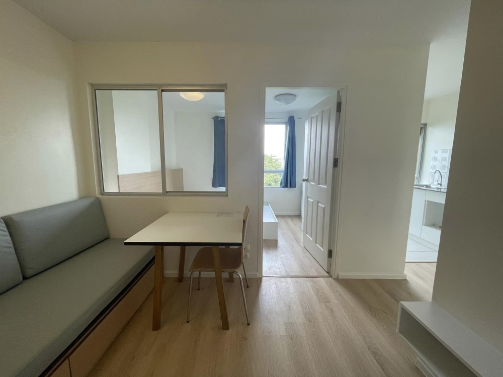 Condo for rent, U Campus Rangsit-Mueang Ek, 5th floor, newly renovated room, very beautiful, inviting, plus a good price for your heart, book now.