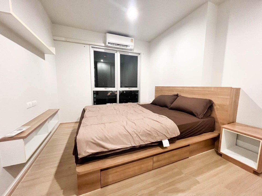 Condo for rent: Rich Park 2 @ Taopoon Interchange Side view of Bang Sue Central Station Fully furnished