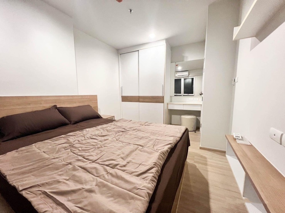 Condo for rent: Rich Park 2 @ Taopoon Interchange Side view of Bang Sue Central Station Fully furnished