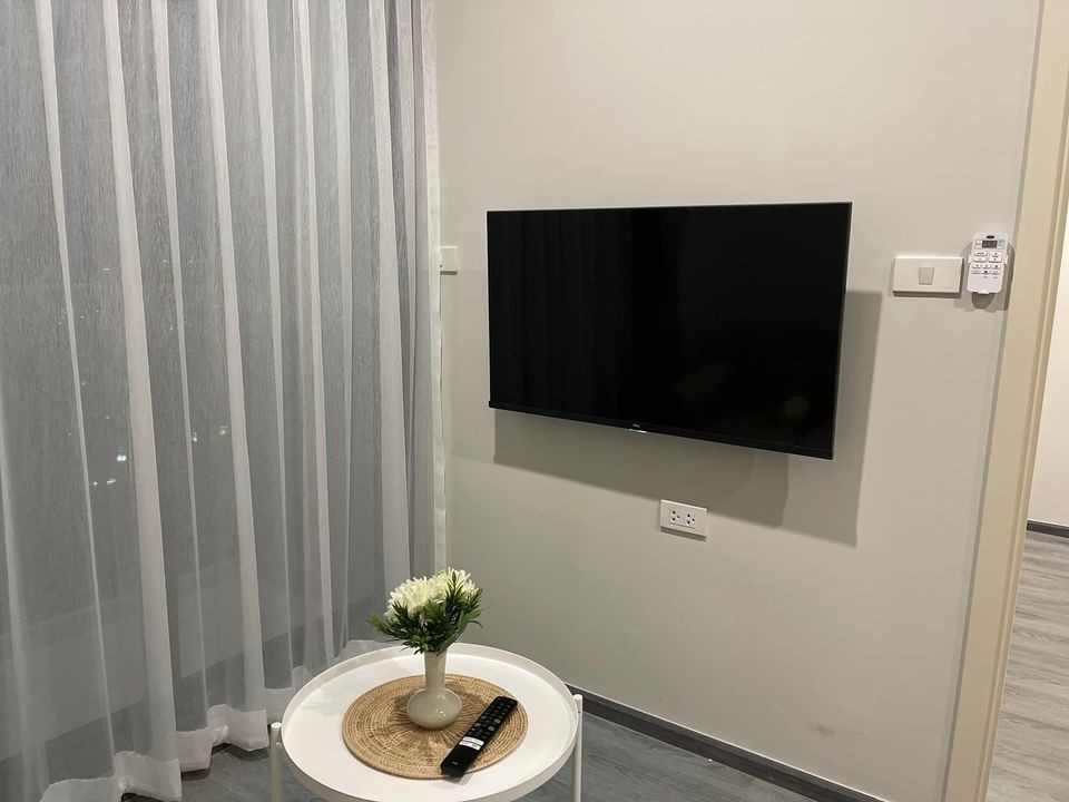 Condo for rent, Rich Park Triple Station, high floor, ready to move in room. Complete with electrical appliances, don't miss it!!