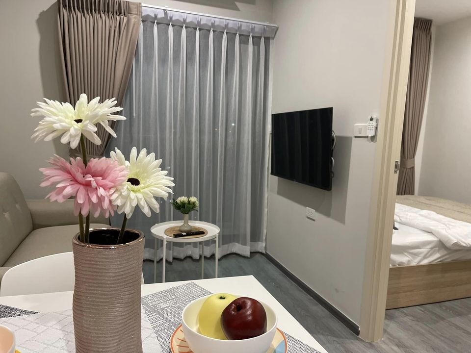 Condo for rent, Rich Park Triple Station, high floor, ready to move in room. Complete with electrical appliances, don't miss it!!