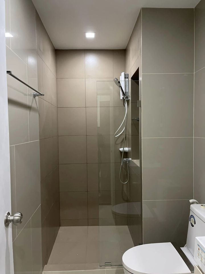 Condo for rent, Rich Park Triple Station, high floor, ready to move in room. Complete with electrical appliances, don't miss it!!