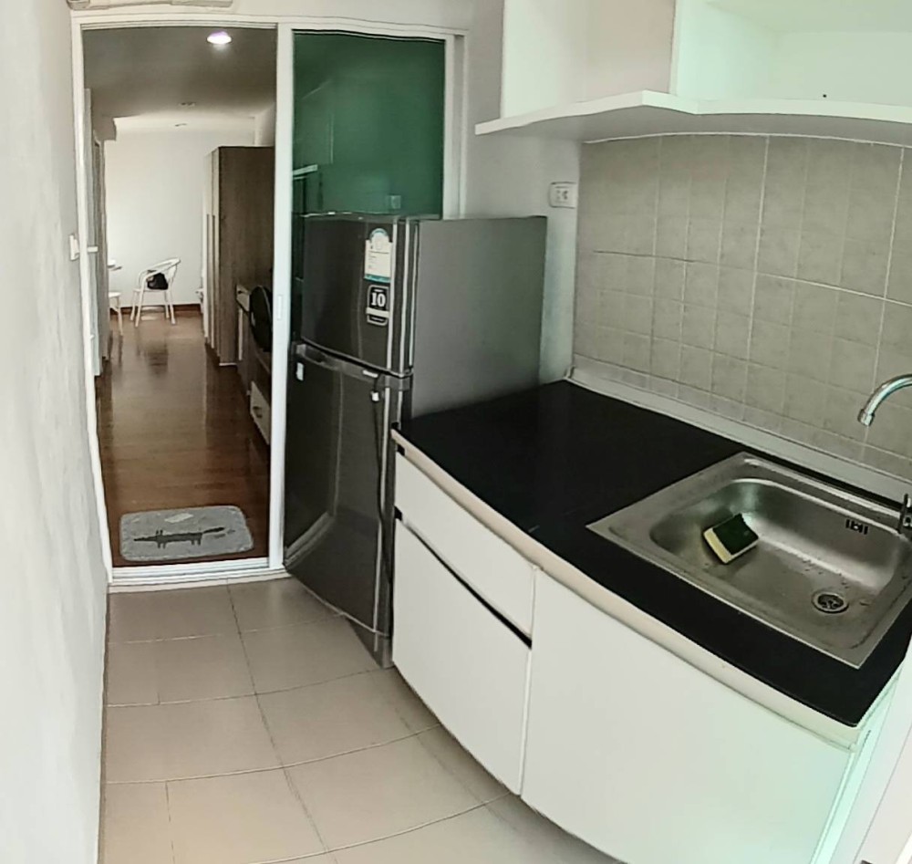 Condo for rent, Regent Orchid, Talat Phlu, corner room, good view, with windows on 2 sides, near the train station, convenient to travel