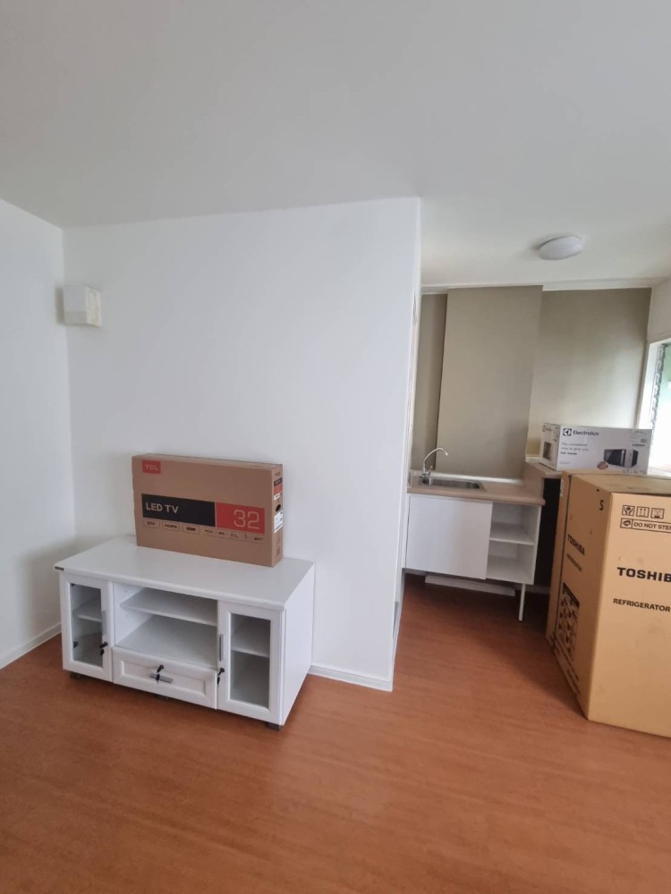 Condo for rent, Lumpini Township Rangsit Klong 1, beautiful room, fully furnished, convenient transportation, hurry to book