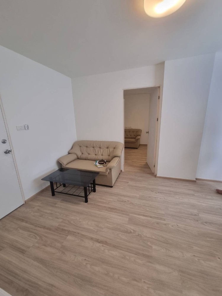 Condo for rent, Lumpini Township Rangsit Klong 1, large room, fully furnished, good location, don't miss it, book now.