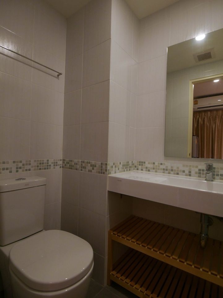 Condo for rent, Lumpini Place Rama 4 - Ratchadaphisek, nice room, well proportioned, good price, hurry to book