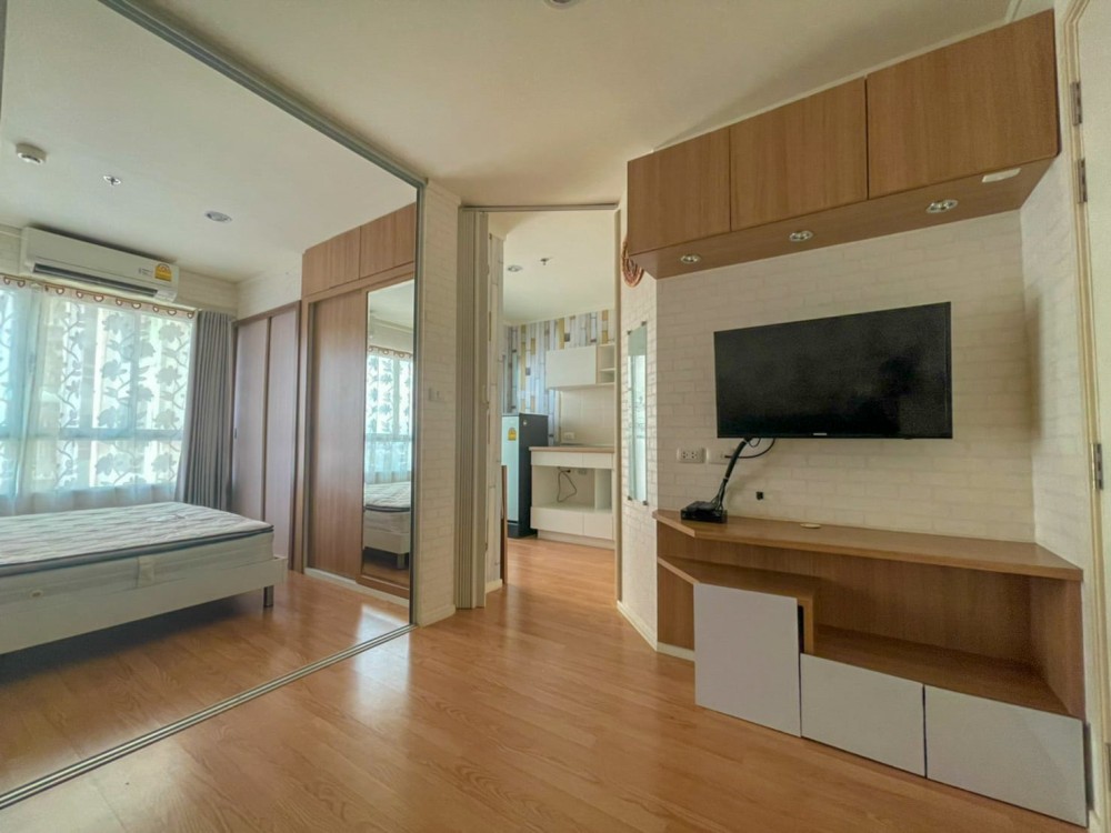 Condo for rent, Lumpini Mega City Bangna, room not exposed to the sun View of the Burapha Withi Expressway and fireworks in Suan Luang