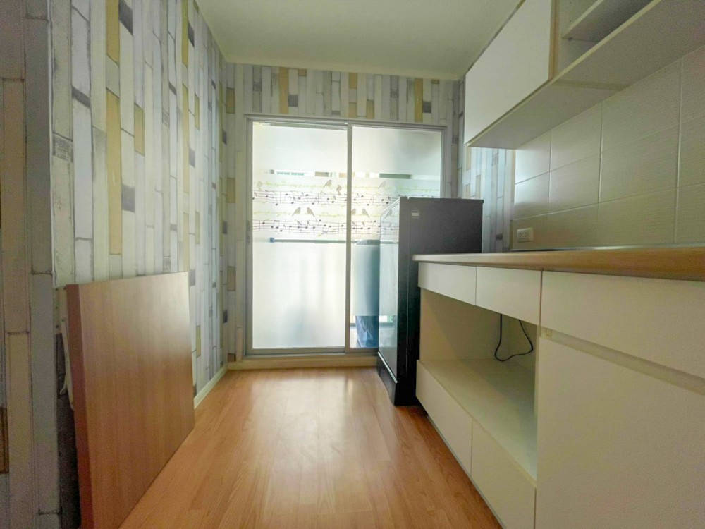 Condo for rent, Lumpini Mega City Bangna, room not exposed to the sun View of the Burapha Withi Expressway and fireworks in Suan Luang