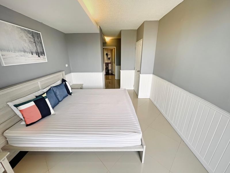 Condo for rent, Waterford Sukhumvit 50, beautiful room, fully furnished, ready to move in, near the BTS, convenient transportation