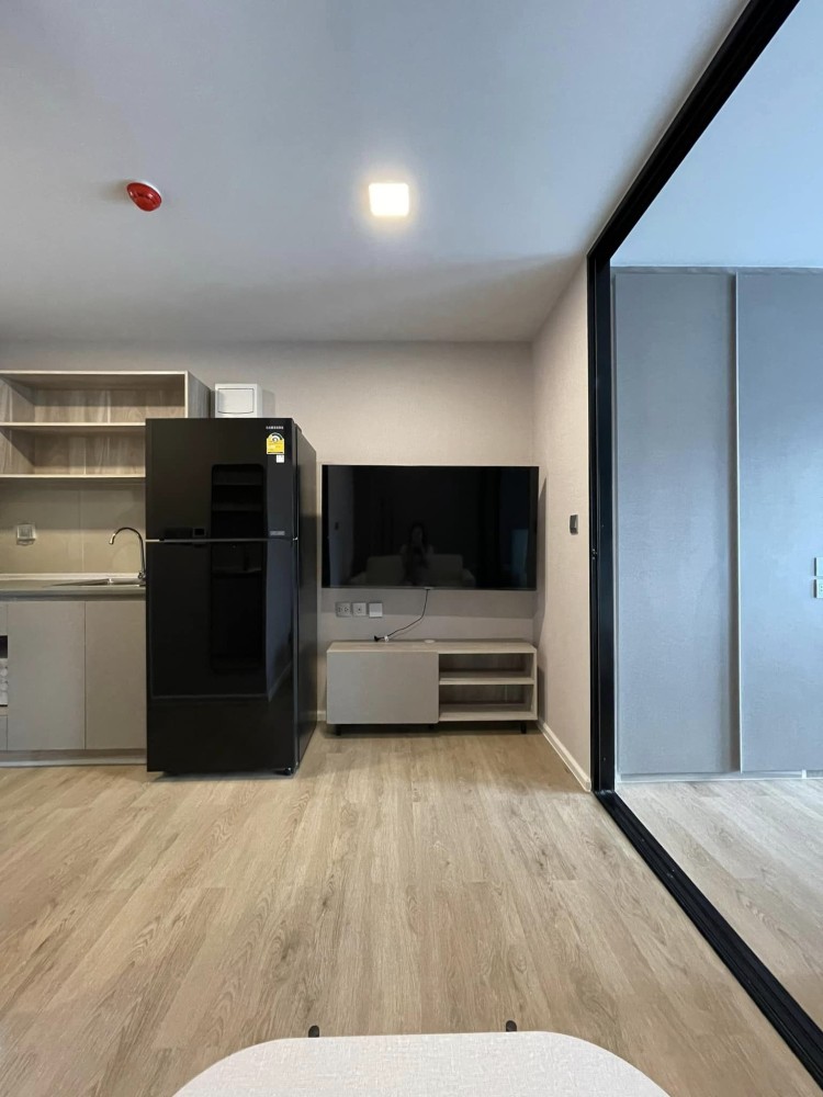 Condo for rent, Kev TU, 5th floor, inside view, no building blocking, beautiful room, fully furnished Ready to move in