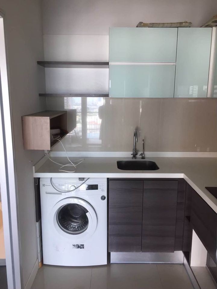 Condo for rent, Centric Sathorn - St. Louis, high floor, fully furnished, convenient transportation, best location