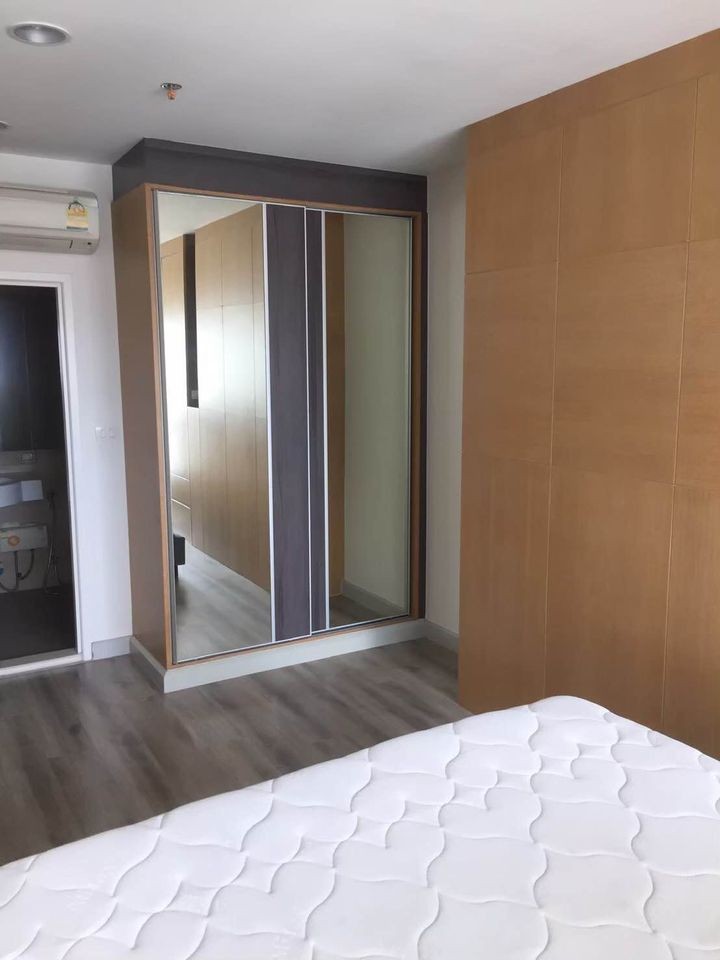 Condo for rent, Centric Sathorn - St. Louis, high floor, fully furnished, convenient transportation, best location