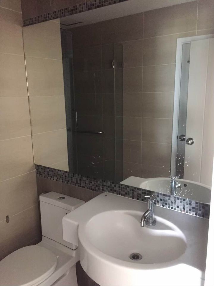 Condo for rent, Centric Sathorn - St. Louis, high floor, fully furnished, convenient transportation, best location