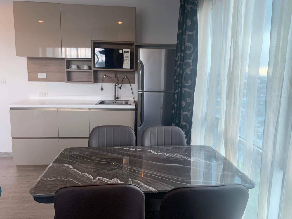 Condo for rent or sale, The Key Chaengwattana, private corner room The door does not hit anyone, good view, new floor, wide living room