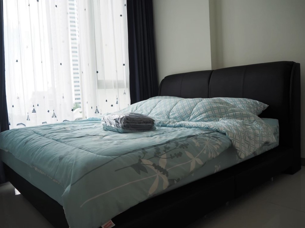Condo for rent, The Riviera Wongamat Beach (North Pattaya), sea view, privacy. proportional room images