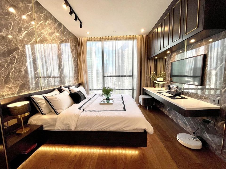 Condo for rent, The Bangkok Sathorn, high floor, beautiful room, east facing, fully furnished, luxurious decoration, well designed.