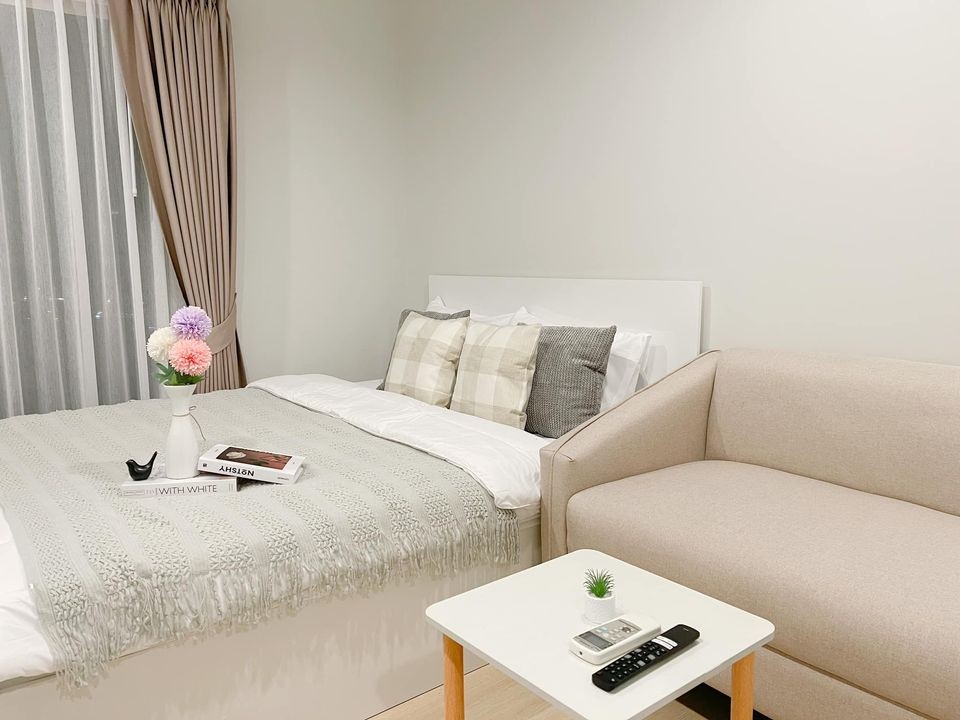 Condo for rent, Metro Sky Wutthakat, high floor, fully furnished and ready to move in. Can't miss it.