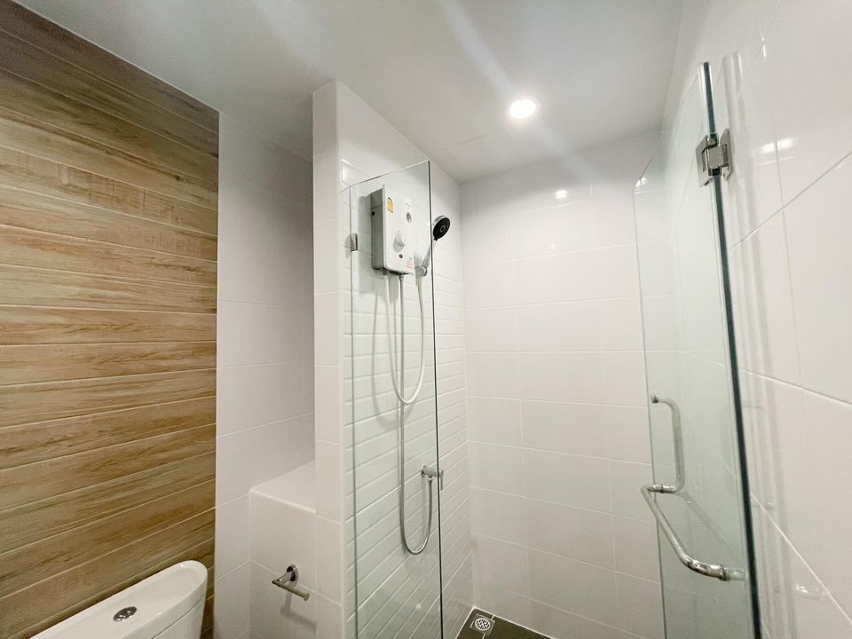 Condo for rent, Metro Sky Wutthakat, high floor, fully furnished and ready to move in. Can't miss it.