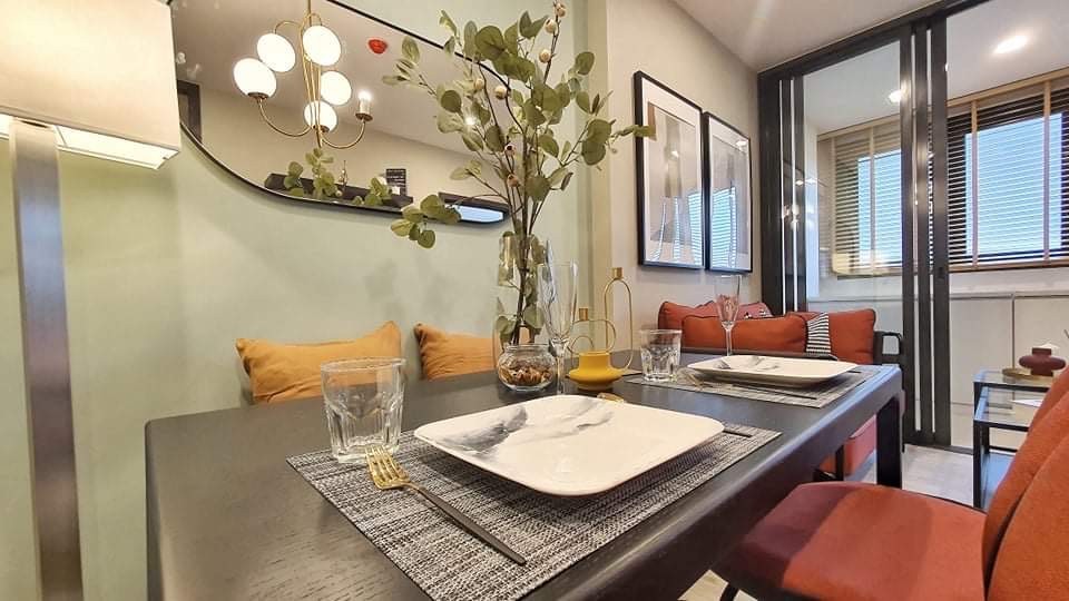 Condo for rent, XT Huai Khwang, beautifully decorated room, good location, near BTS, convenient transportation, ready to move in, book now.