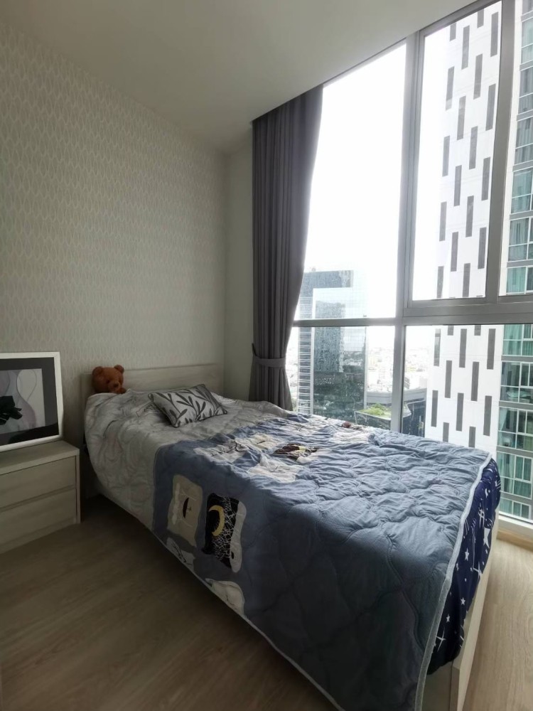 Condo for rent, Noble Revolve Ratchada, 2 bedrooms, 2 bathrooms, high floor, fully furnished, 2 balconies