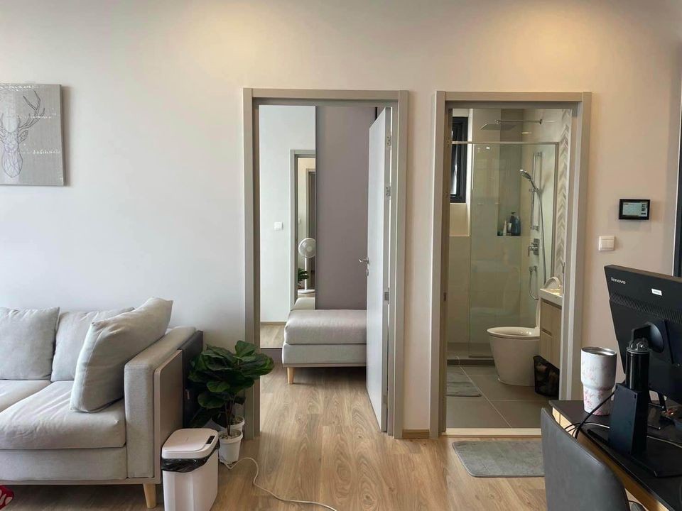 Sell for rent!! Condo Oka House Sukhumvit 36, corner room, view of the Chao Phraya River curve. room near elevator The room is in new condition!!
