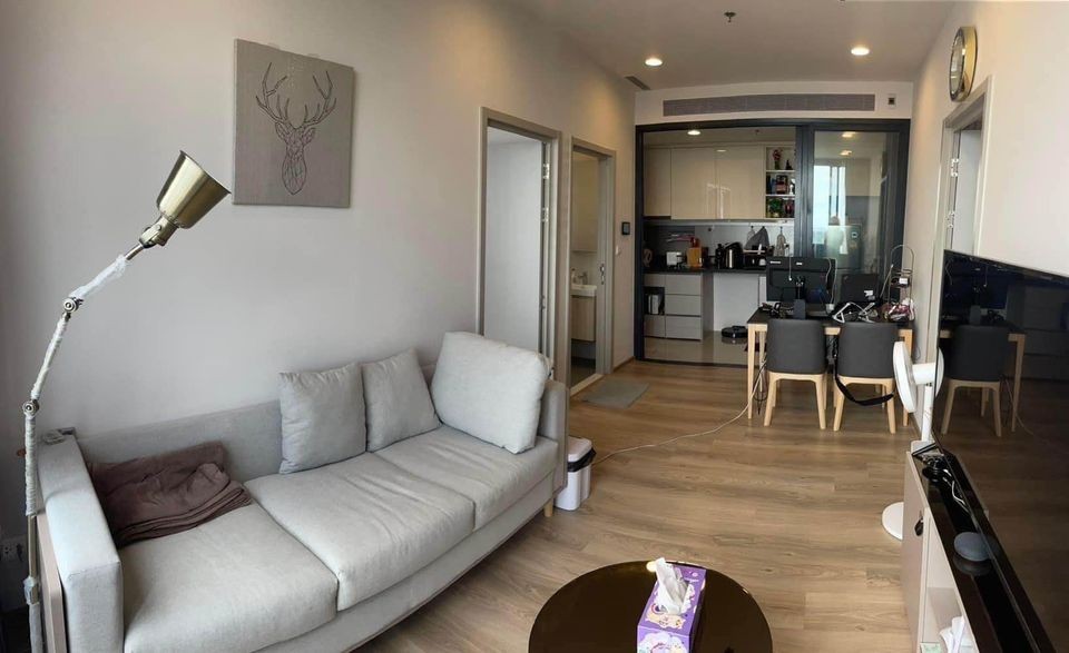 Sell for rent!! Condo Oka House Sukhumvit 36, corner room, view of the Chao Phraya River curve. room near elevator The room is in new condition!!